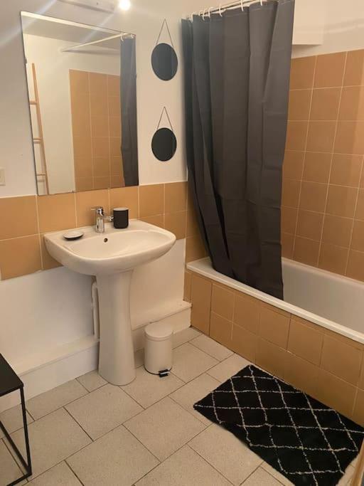 Loft/Jardin Et Parking : Le Petit Clos Bourdet Honfleur Exteriér fotografie